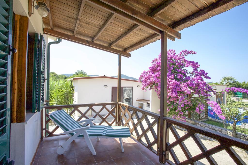 Villa Leo Portoferraio Habitación foto