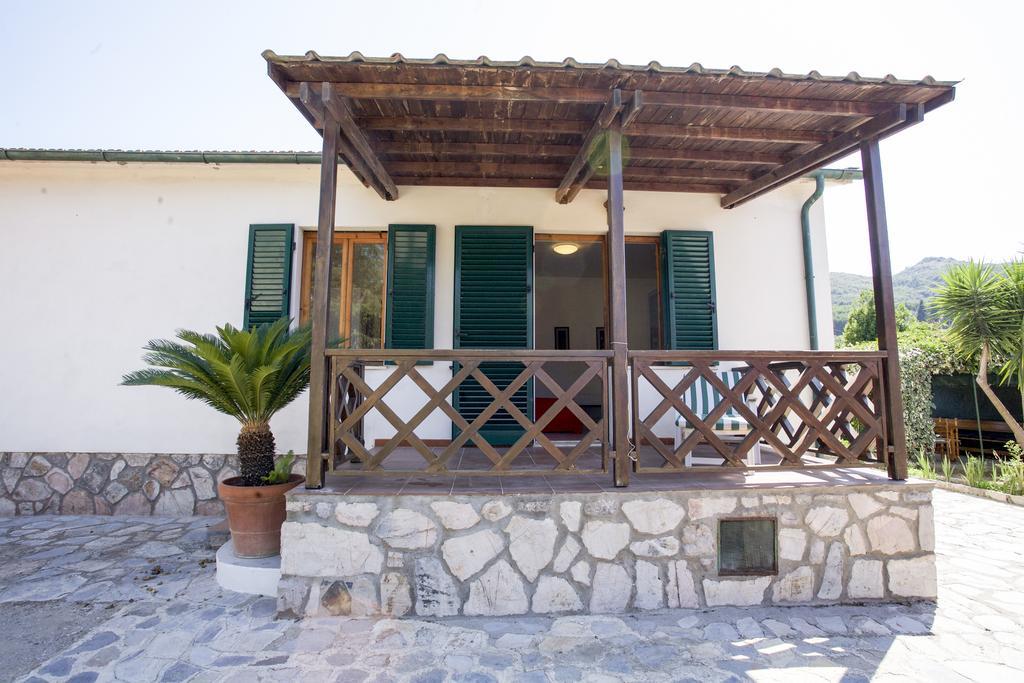 Villa Leo Portoferraio Habitación foto